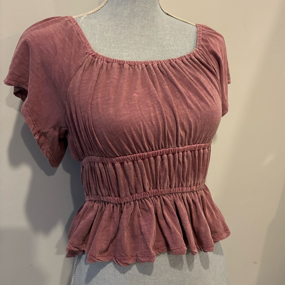 LUCKY BRAND SIZE S GOING OUT TOP